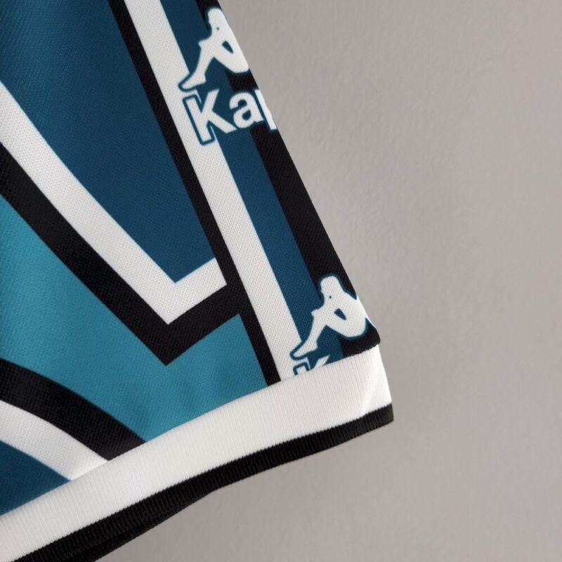 Real Betis 1995/97 Away Retro Jersey - Image 8