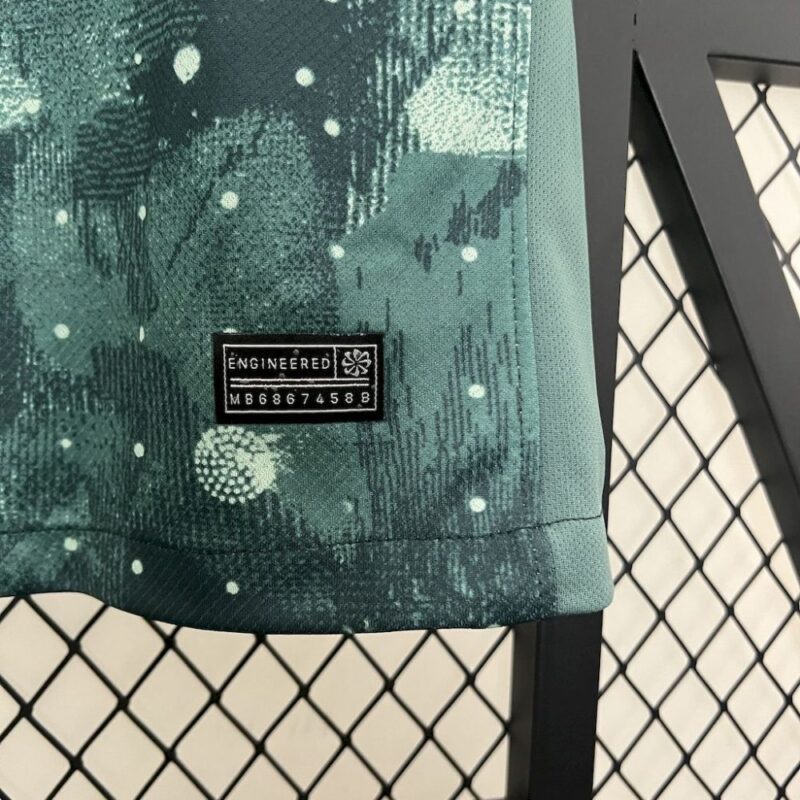 Tottenham Hotspur 2024/25 Third Jersey - Image 5