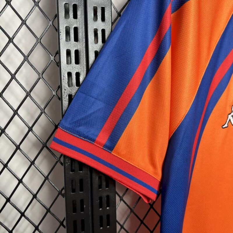 Barcelona 1998/99 Away Retro Jersey - Image 5