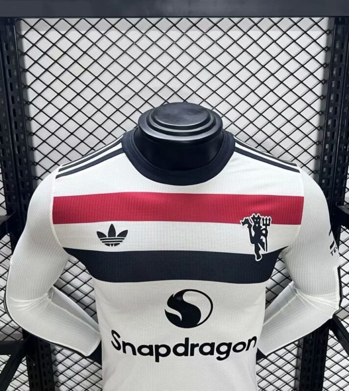 Manchester United 2024/25 Third Long Sleeves Jersey Player Version - Image 3