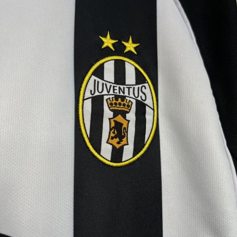 Juventus 2002/03 Home Champions Leagues Retro Jersey - Image 4