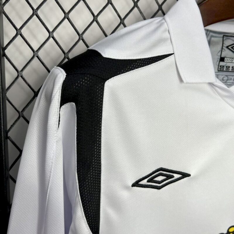 Colo Colo 2006 Home Long Sleeve Retro Jersey - Image 7