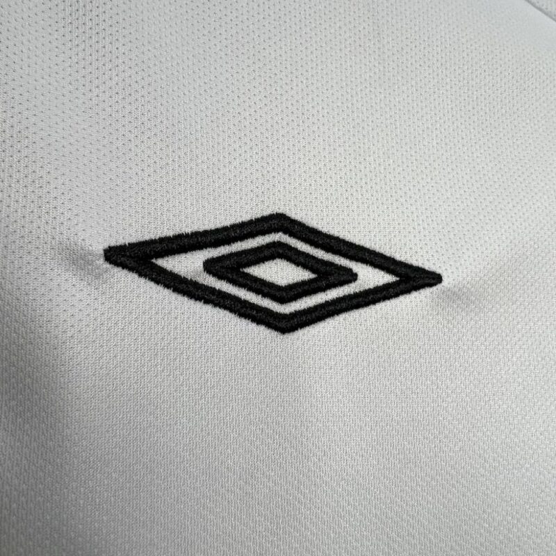 Colo Colo 2006 Home Long Sleeve Retro Jersey - Image 6