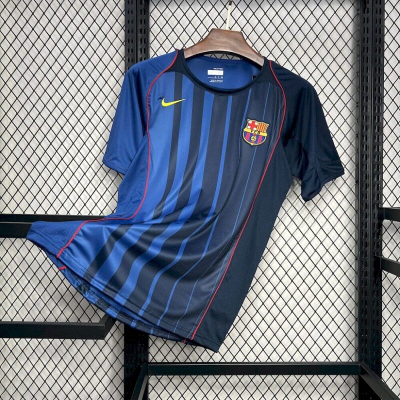 Barcelona 2004/05 Away Retro Jersey