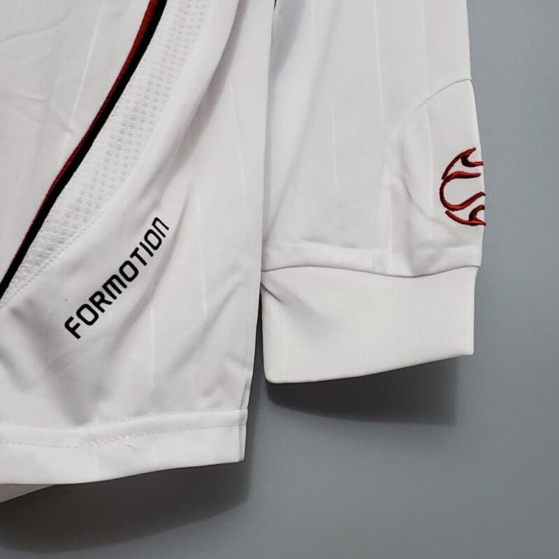 AC Milan 2006/07 Away Long Sleeves Retro Jersey - Image 8