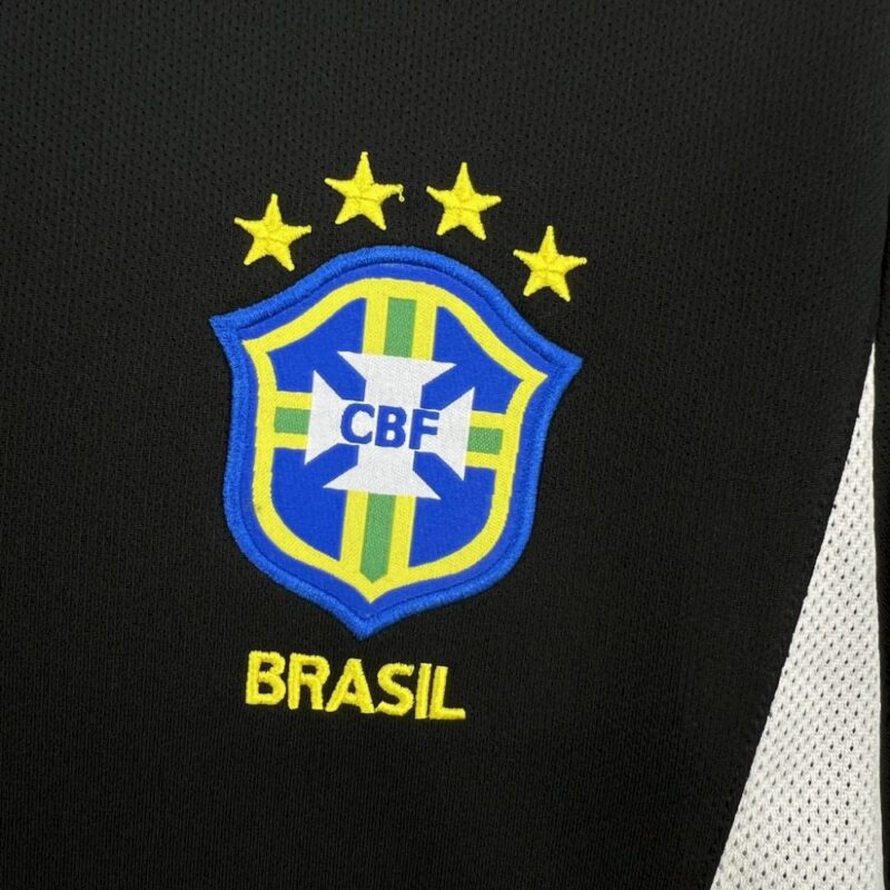 Brazil 2002 Goalkeeper Retro Jersey - Image 4