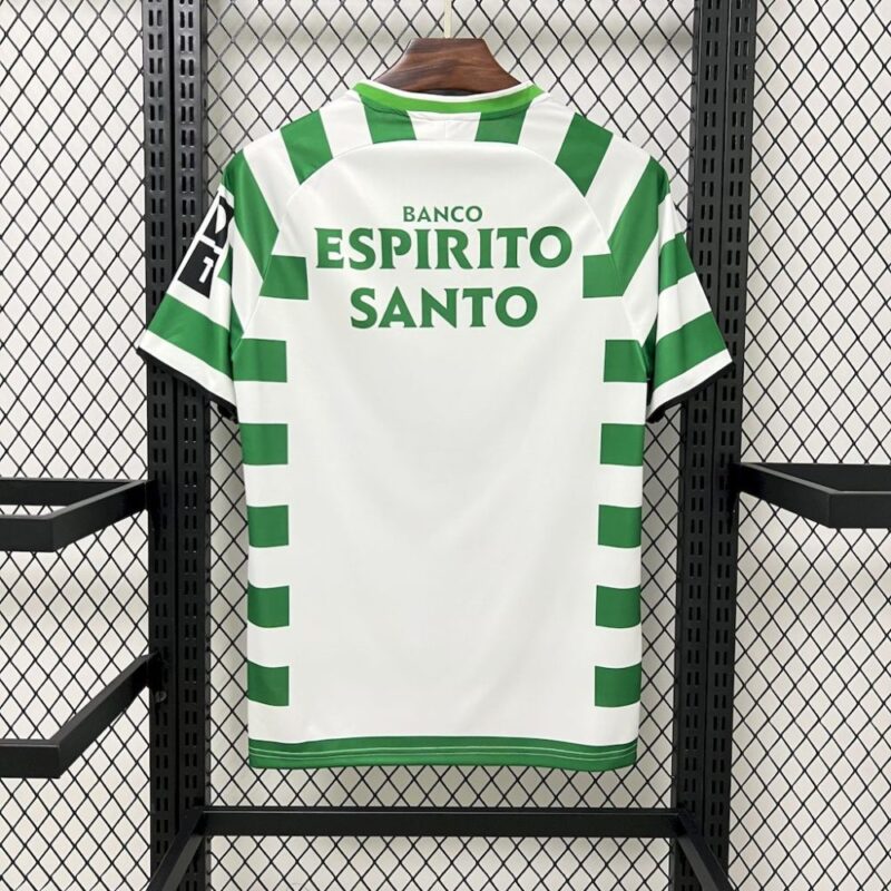 Sporting CP 2003/04 Home Retro Jersey - Image 2