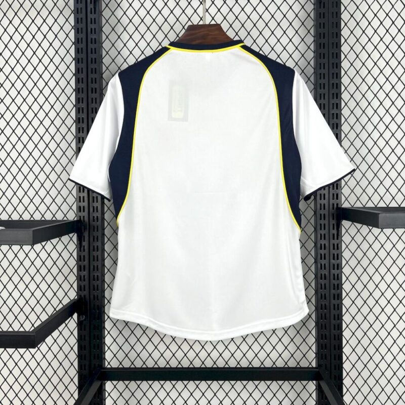 Liverpool 2001/02 Away Retro Jersey - Image 2