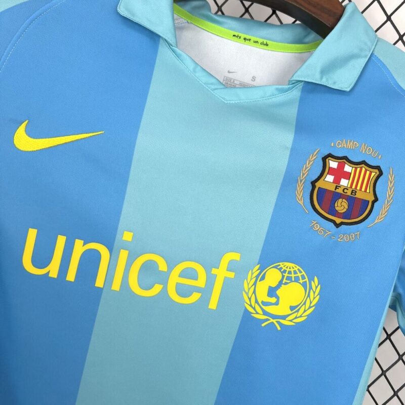 Barcelona 2007/08 Away Retro Jersey - Image 4