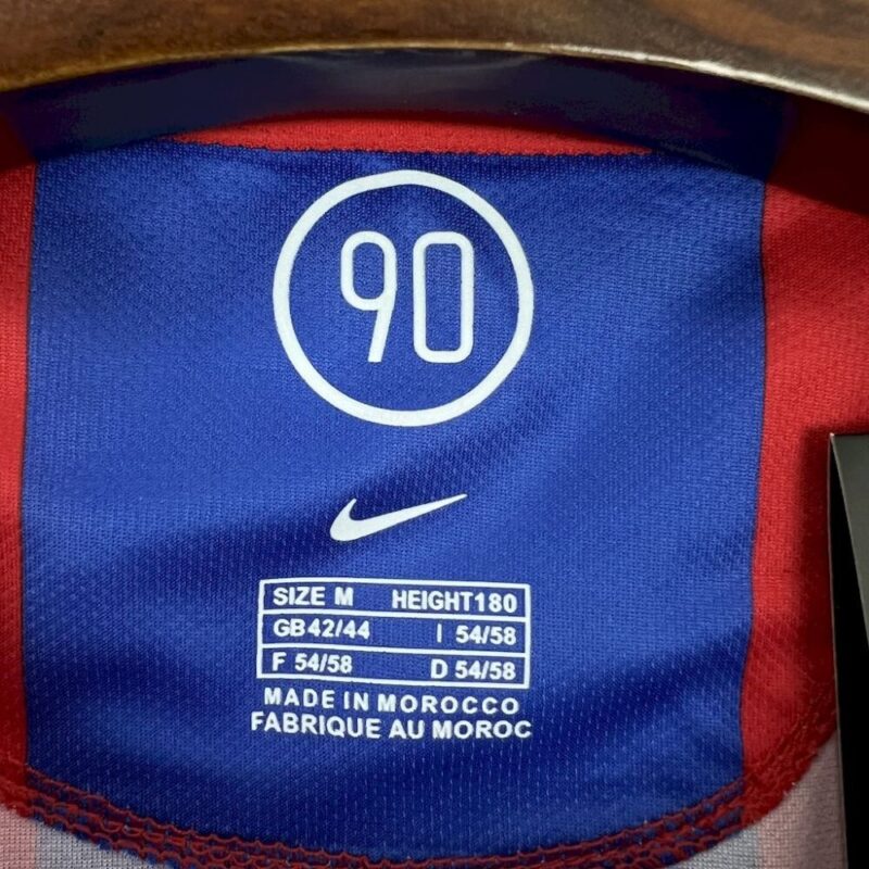 Barcelona 2004/05 Home Retro Jersey - Image 3