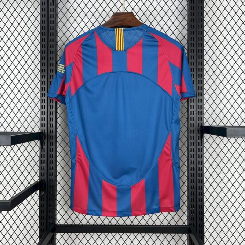 Barcelona 2005/06 Home Retro Jersey - Image 2