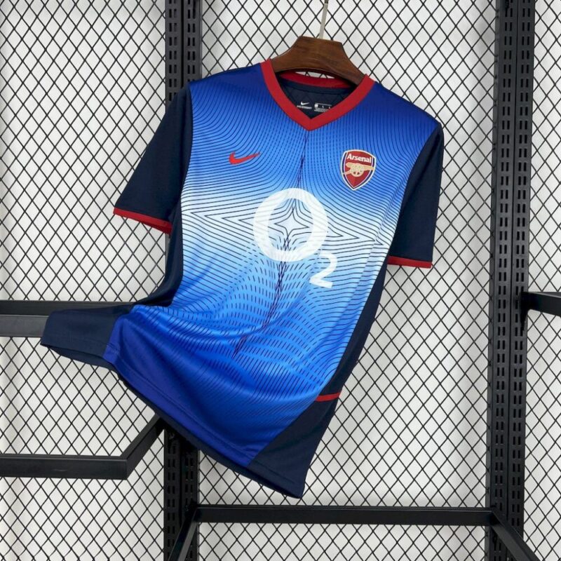 Arsenal 2002/04 Away Retro Jersey
