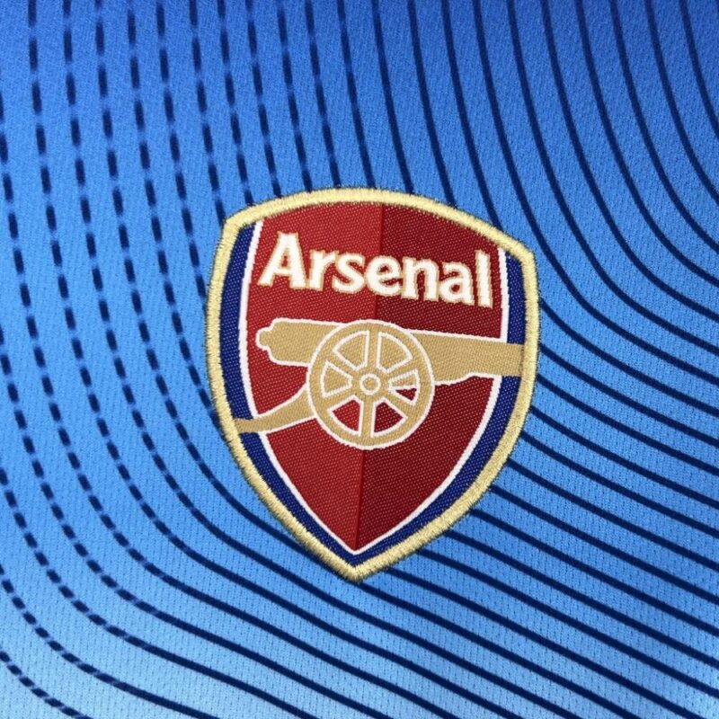 Arsenal 2002/04 Away Retro Jersey - Image 5