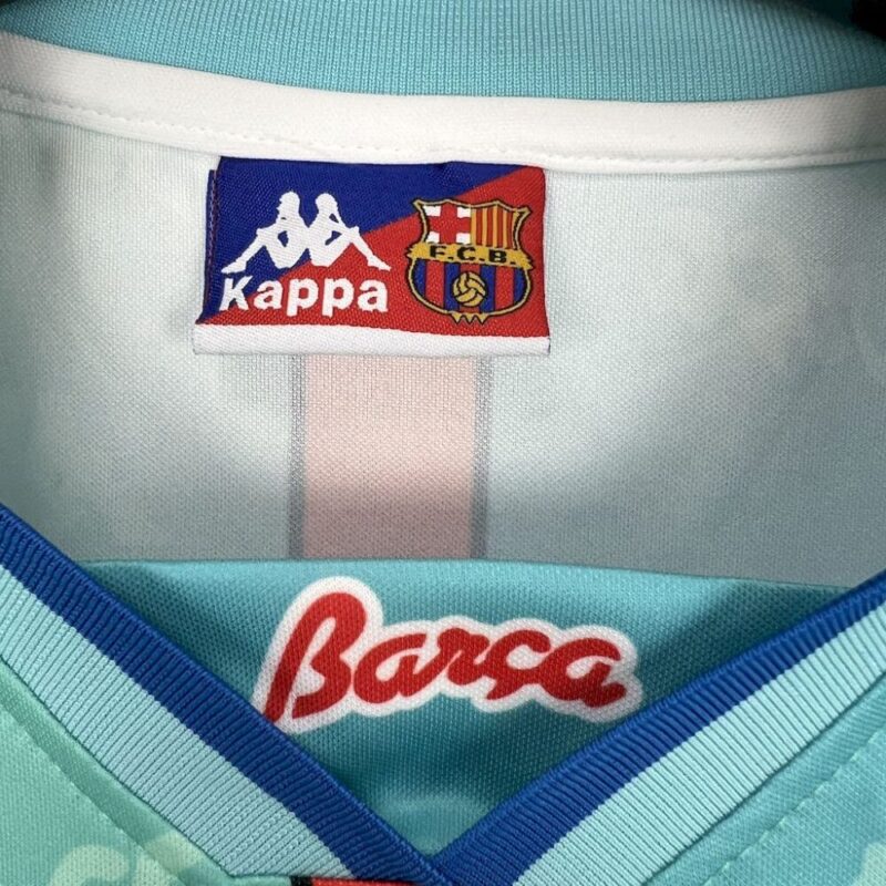 Barcelona 1995/97 Away Retro Jersey - Image 4