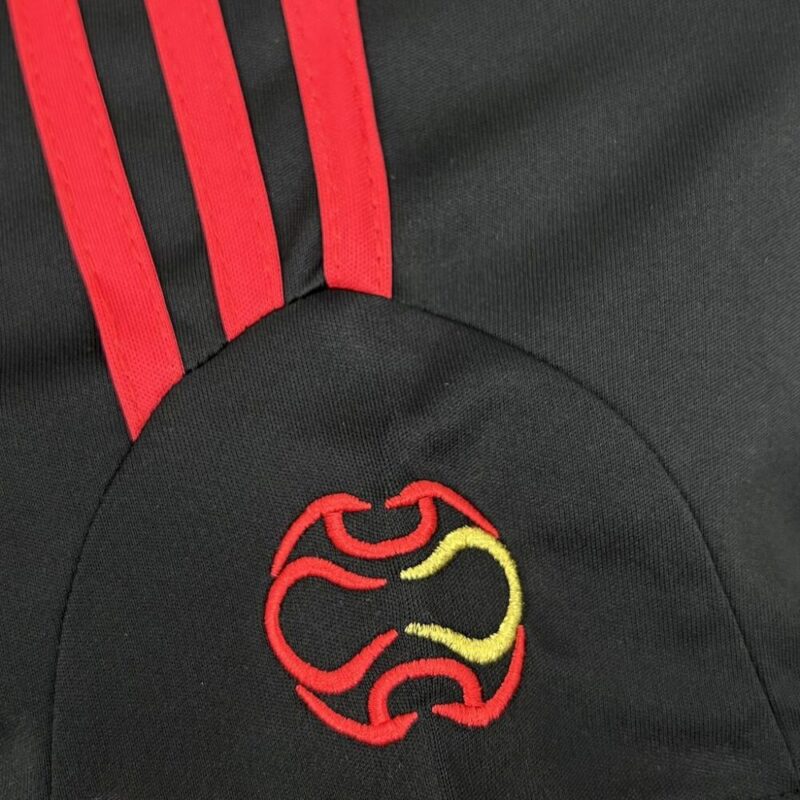 AC Milan 2006/07 Third Retro Jersey - Image 4
