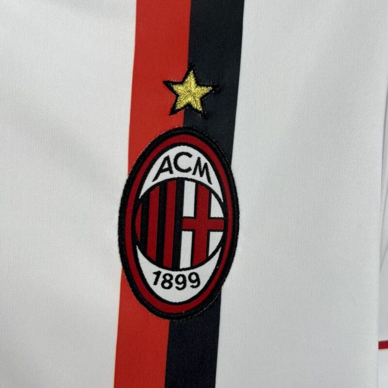 AC Milan 2011/12 Away Retro Jersey - Image 5