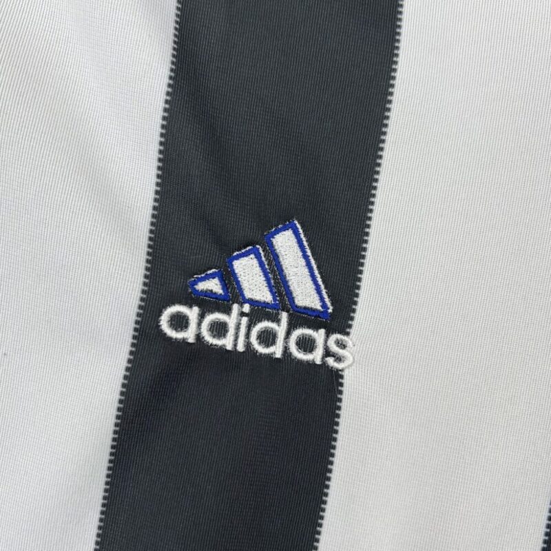 Newcastle United 1999/00 Home Retro Jersey - Image 9