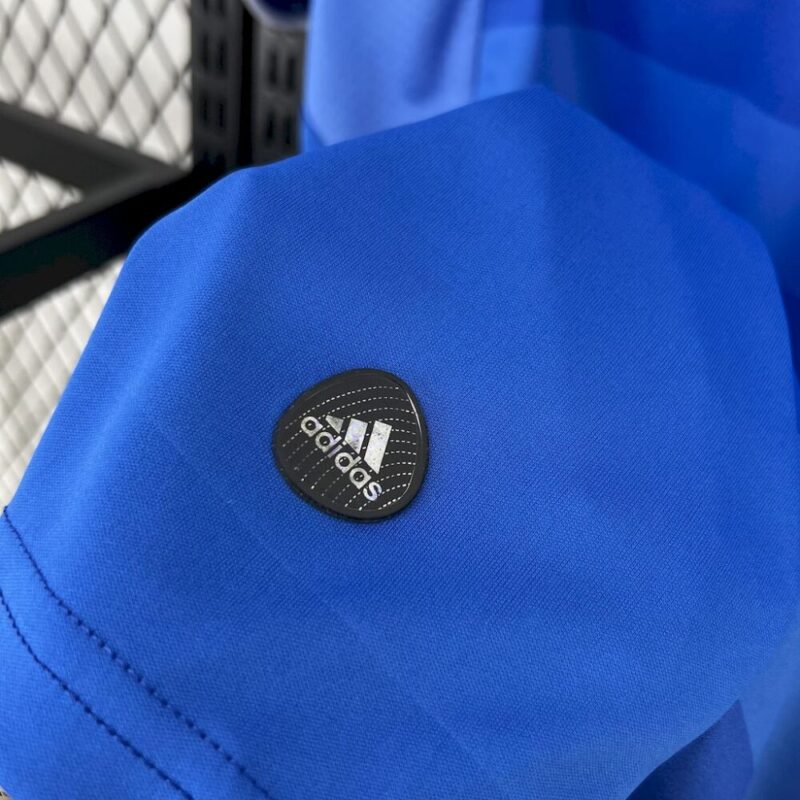 Chelsea 2011/12 Home Retro Jersey - Image 9