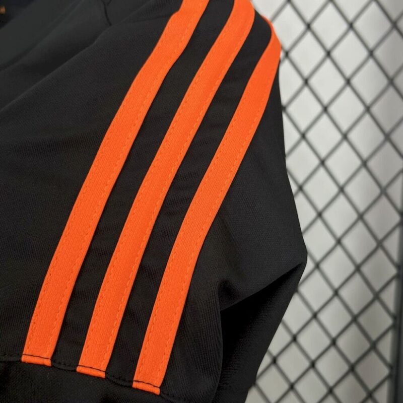 Benfica 2002/03 Away Retro Jersey - Image 3