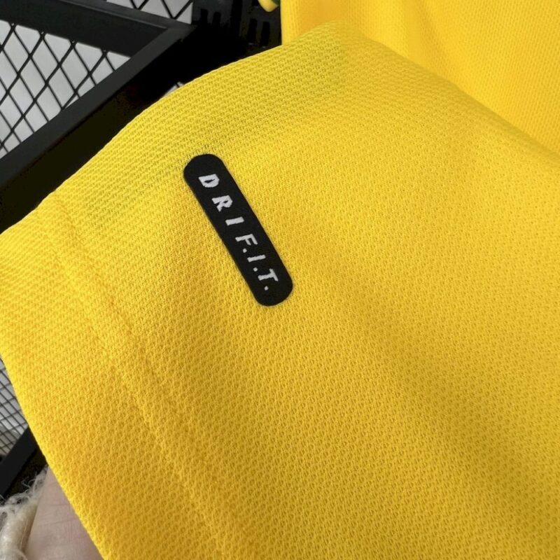 Brazil 1998 Home Retro Jersey - Image 8