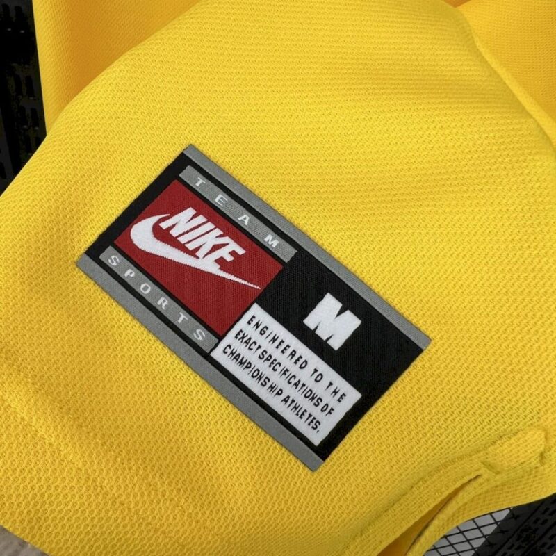 Brazil 1998 Home Retro Jersey - Image 7