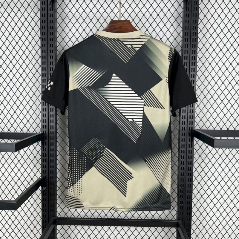 Manchester City 2025/26 Black and yellow concept version Jersey - Image 2