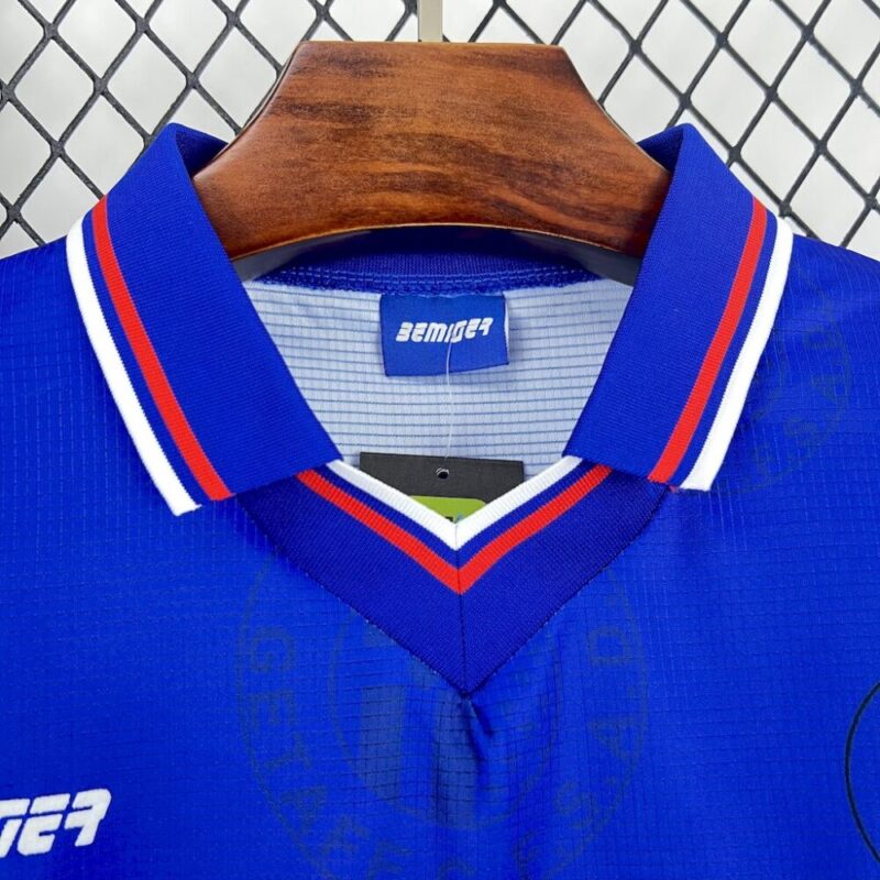 Getafe Club de Futbol 1998/99 Home Retro Jersey - Image 7