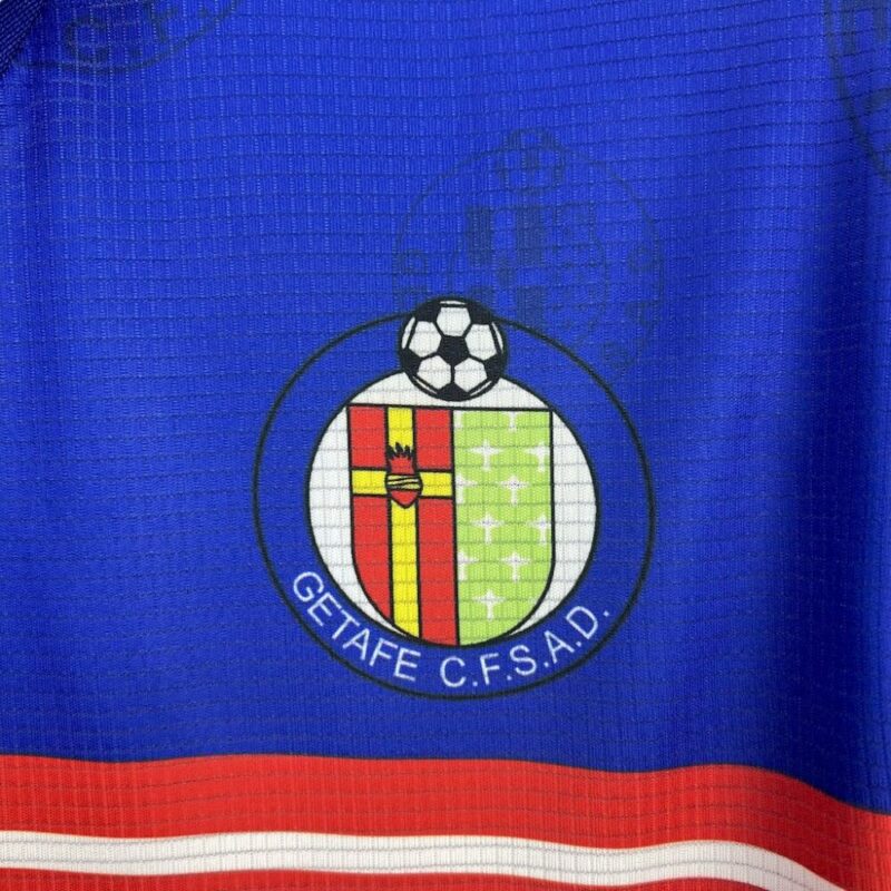 Getafe Club de Futbol 1998/99 Home Retro Jersey - Image 5