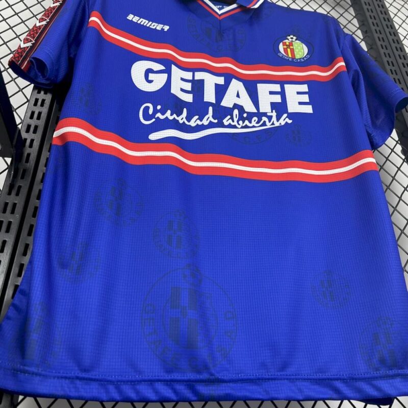 Getafe Club de Futbol 1998/99 Home Retro Jersey - Image 3