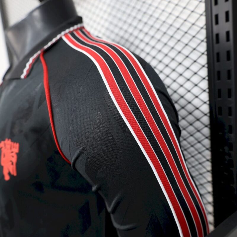 Manchester United 2025/26 Special Edition Jersey Player Version - Image 6