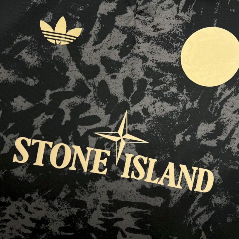 Ajax 2025/26 Stone Island Jersey - Image 5