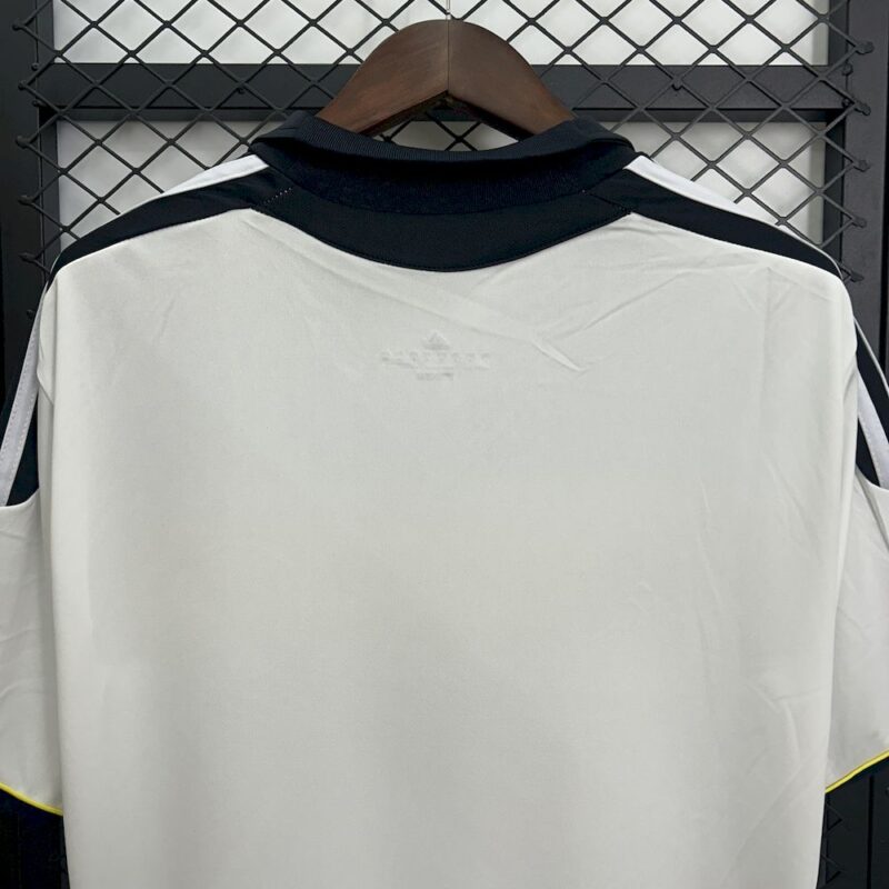 Chelsea 2011/12 Third Retro Jersey - Image 5