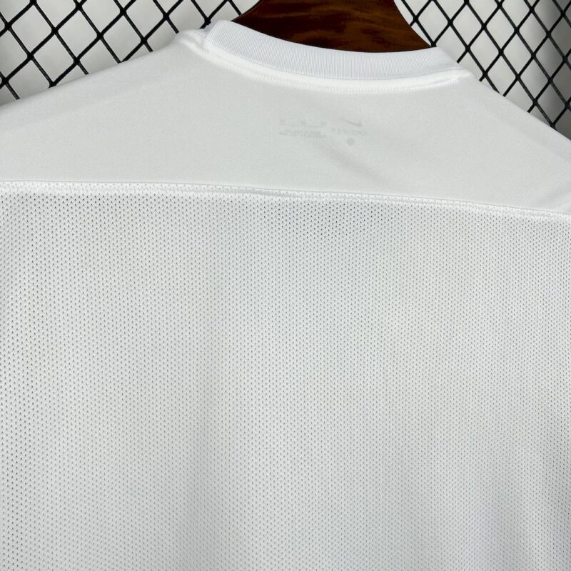 Tottenham Hotspur 2025/26 White Gold Snake Edition Jersey - Image 3