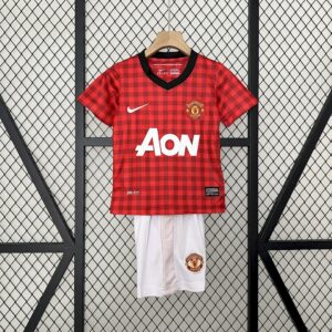 Manchester United 2012/13 Home Kids Retro Jersey And Shorts