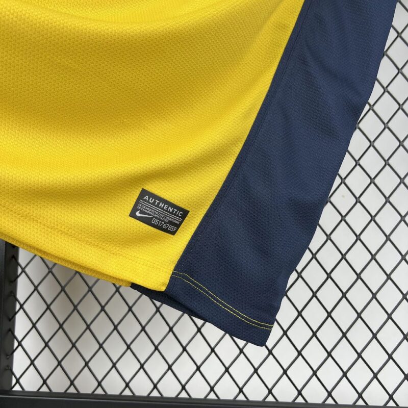 Atletico Madrid 2013/14 Away Retro Jersey - Image 5