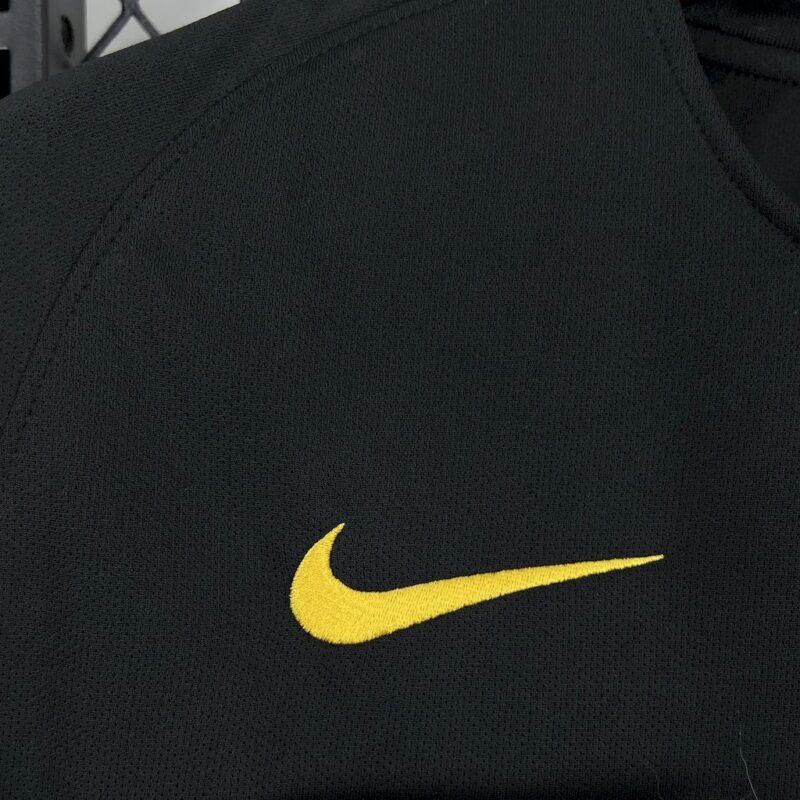 Atletico Madrid 2016/17 Away Retro Jersey - Image 5