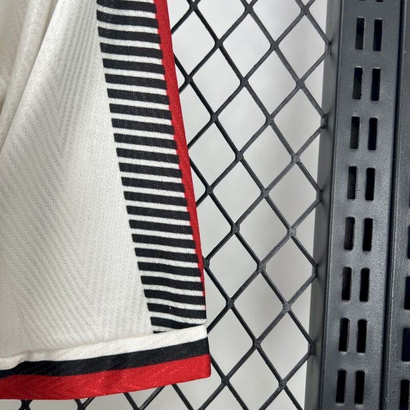 AC Milan 1997/98 Away Retro Jersey - Image 5