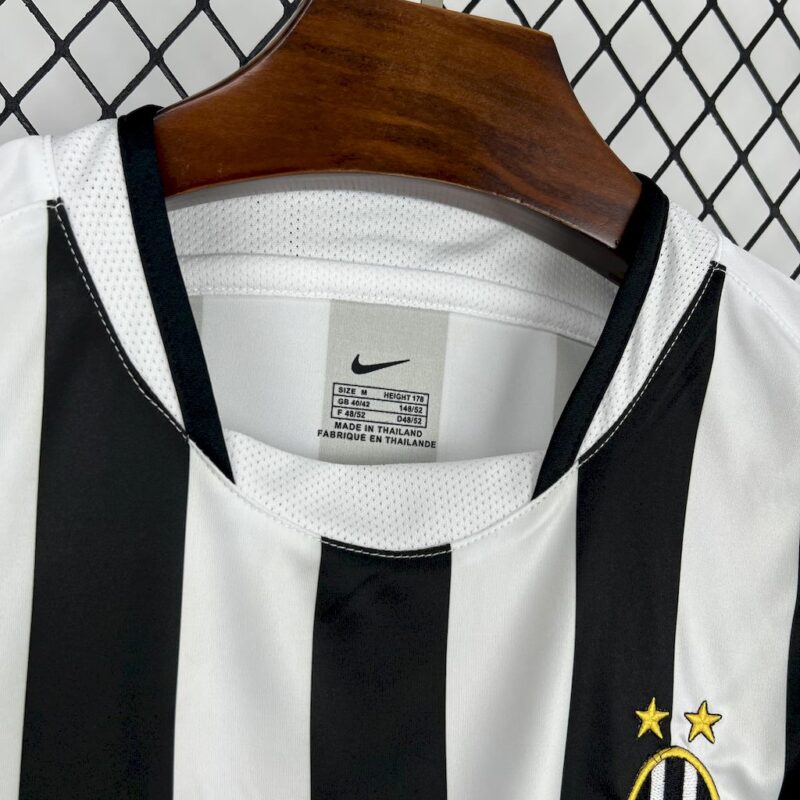 Juventus 2002/03 Home Retro Jersey - Image 7