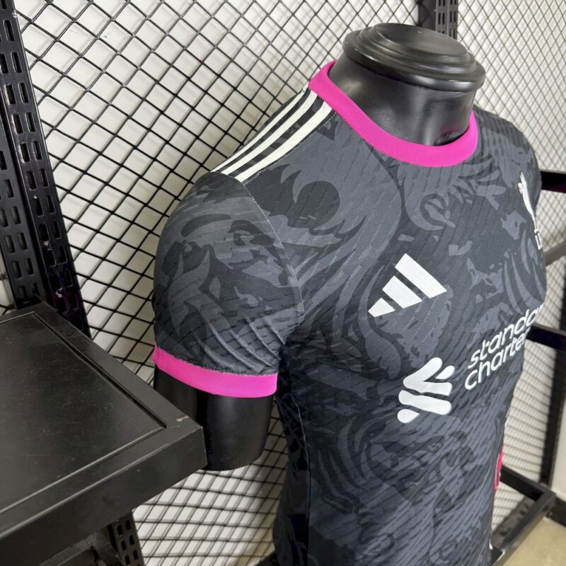 Liverpool 2025/26 Special Edition Jersey Player Version - Image 5