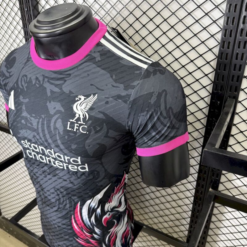 Liverpool 2025/26 Special Edition Jersey Player Version - Image 4