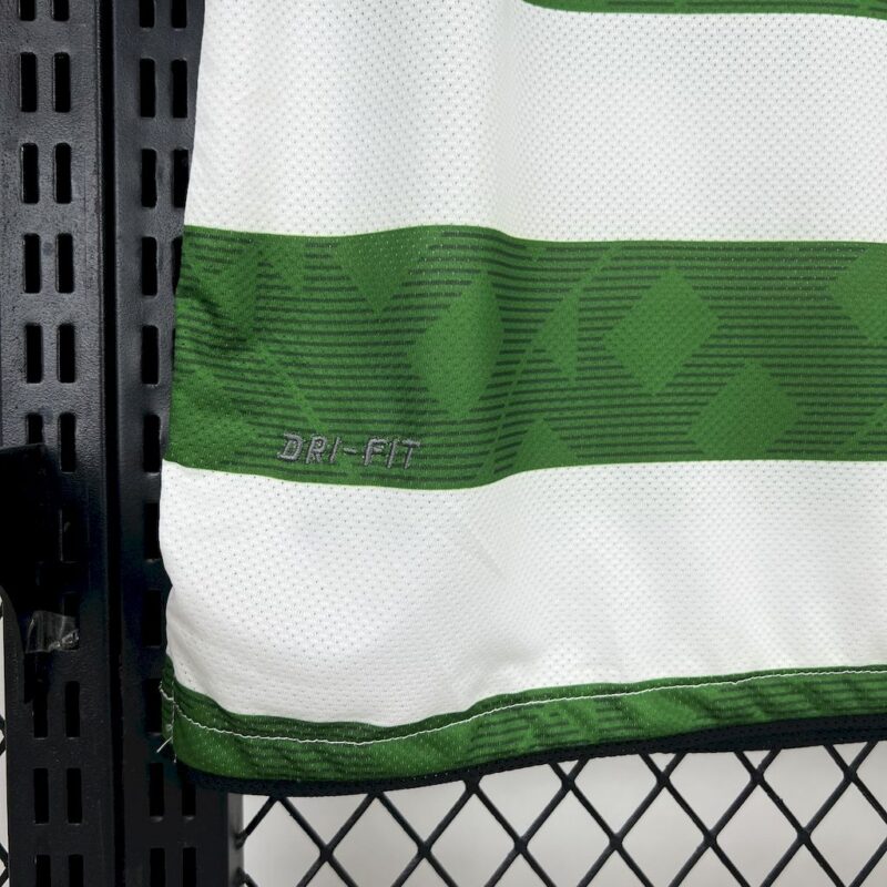 Celtic 2010/12 Home Retro Jersey - Image 4