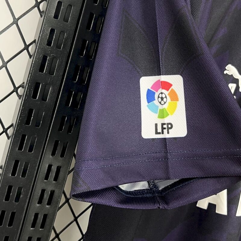 Atletico Madrid 1995/96 Third Retro Jersey - Image 4