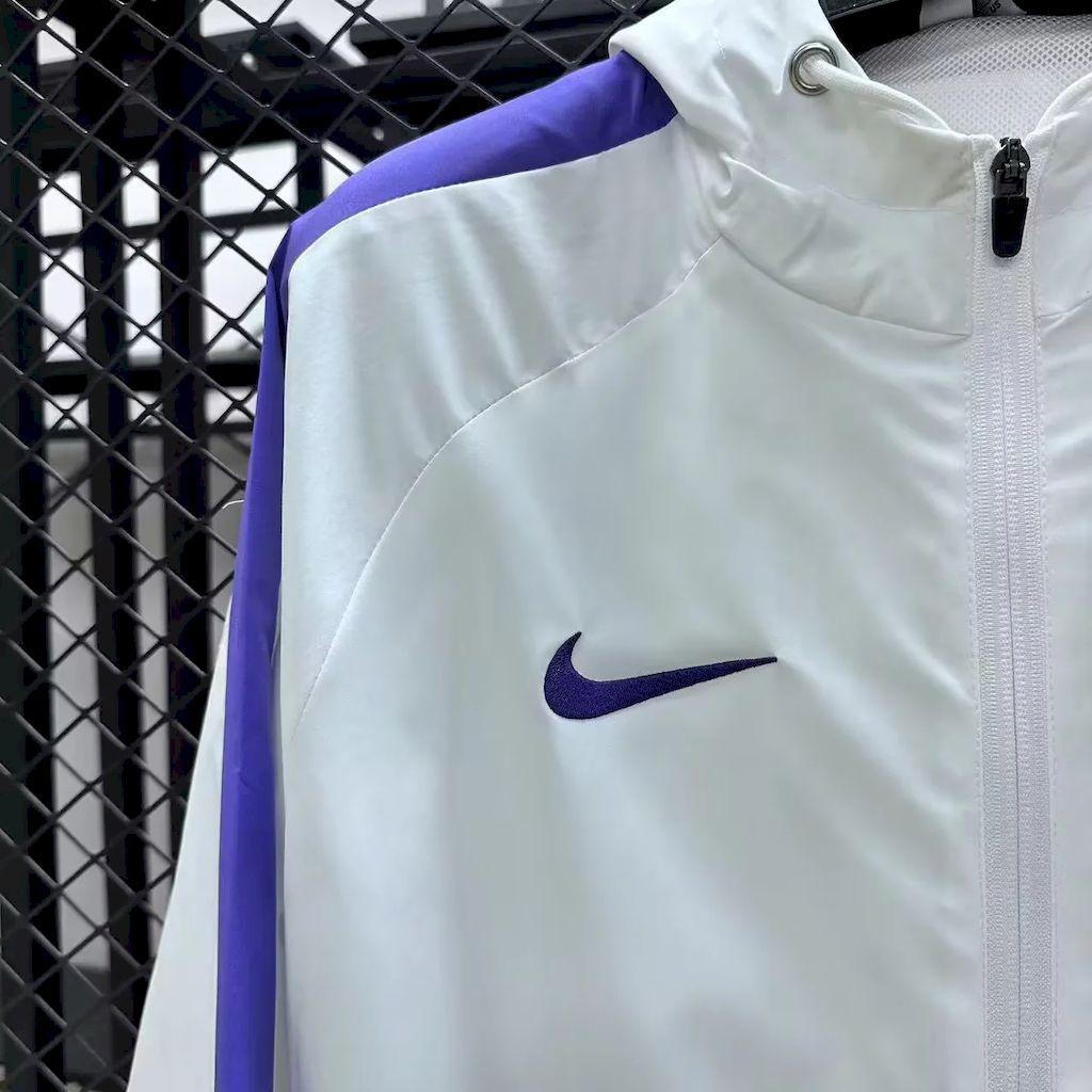 Tottenham Hotspur 2025 White Windbreaker - Image 5