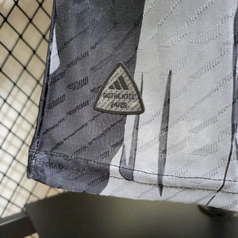 Japan 2024/25 Special Edition Jersey Player Version - Image 7