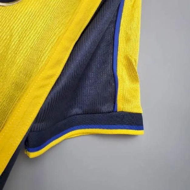 Arsenal 1999/00 Away Retro Jersey - Image 6