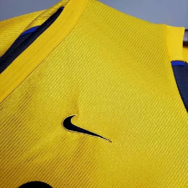 Arsenal 1999/00 Away Retro Jersey - Image 4