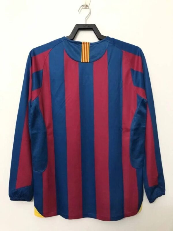 Barcelona 2005/06 Home Long Sleeves Retro Jersey - Image 2