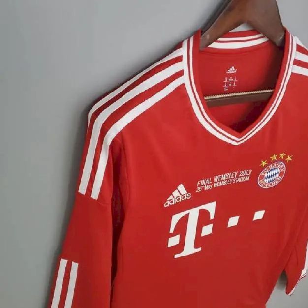 Bayern Munich 2013/14 Home Champions League Long Sleeve Retro Jersey - Image 3