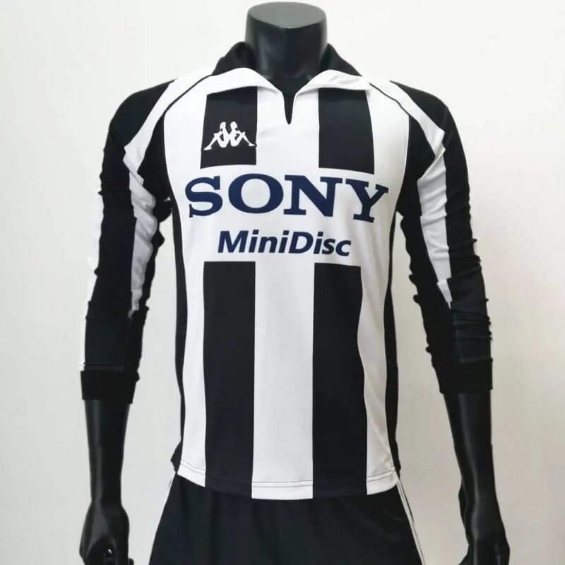 Juventus 1997/98 Home Long Sleeves Retro Jersey