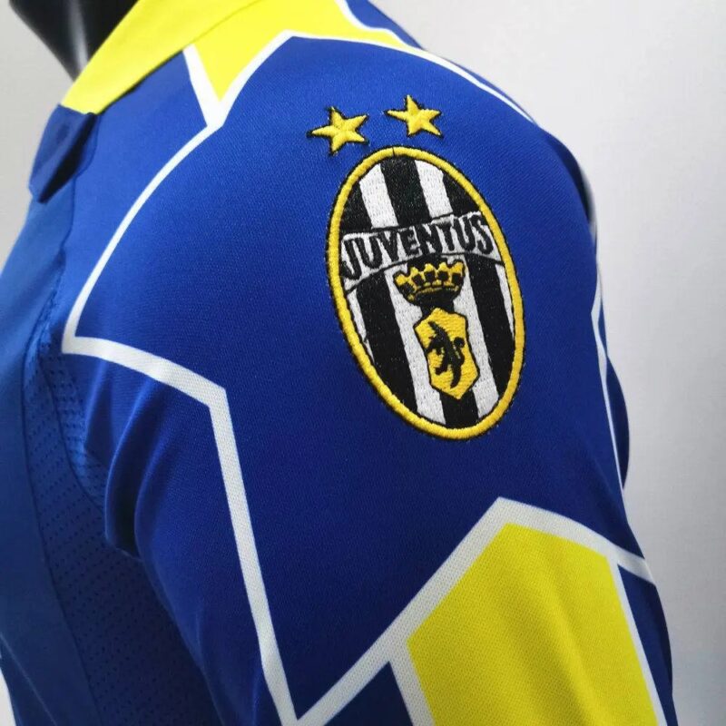 Juventus 1997/98 Thirds Retro Jersey - Image 4
